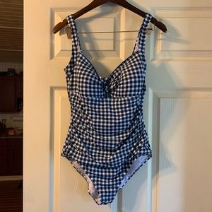 Almost new Tommy Bahama Swimsuit